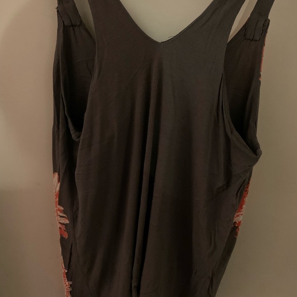 I-N-C international concepts size large tank - Picture 5 of 9